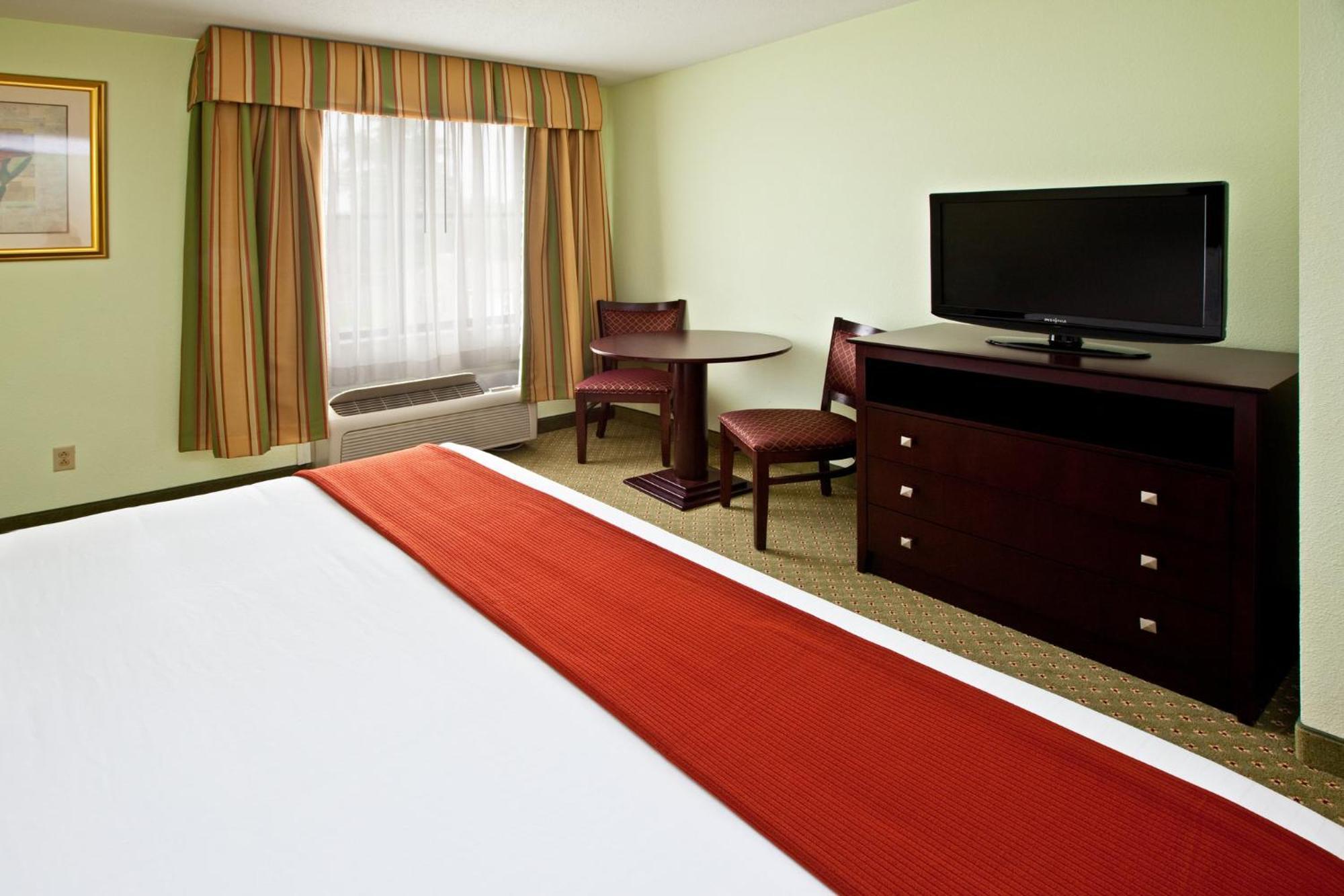 Holiday Inn Express Scottsburg By Ihg Exterior foto